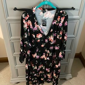 Torrid midi dress. 3/4 sleeve. 3X